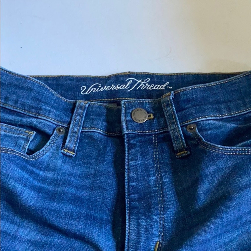 Cute Universal Thread Jeans - Picture 3 of 3